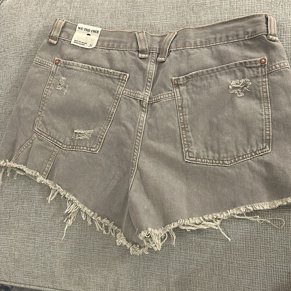 NWT Free People Now or Never distressed Denim Short, 31 - Picture 9 of 16